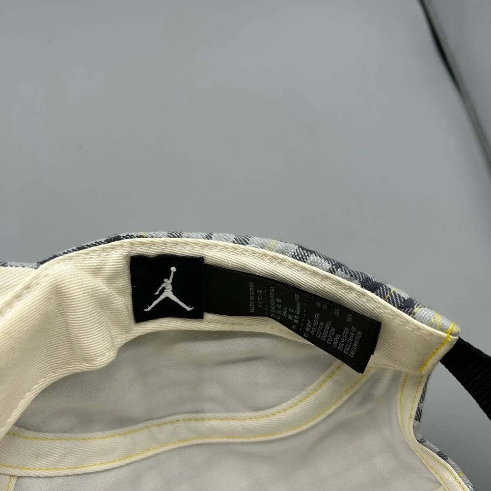 Air Jordan 5 Panel Hat Men Black Yellow Plaid Jumpman Strap Back Cap New‎